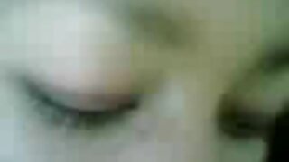 Ճապոնացի գեղեցկուհի Հանա Մացուզավան նկարահանում է, թե ինչպես են իրեն ուտում