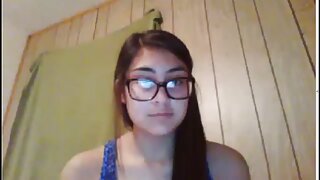 Թխահեր մերսողները, որոնք ծնոտ են ընկնում, հաճույքով ծաղրում են միմյանց սրահում