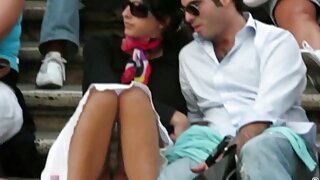 Փակագծերով ասիական ճուտիկը ստանում է իր փիսիկով խրված միսիոներական ոճը